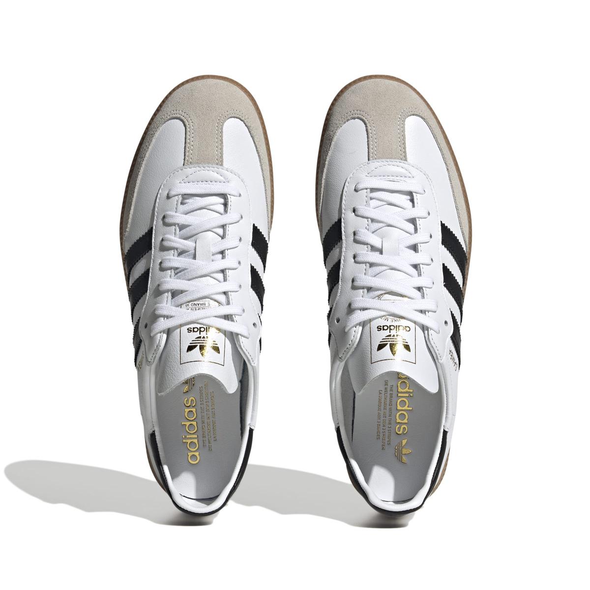 product/2/0/2025_08_adidas_if0642_3_footwear_photography_top_portrait_view_white.jpg