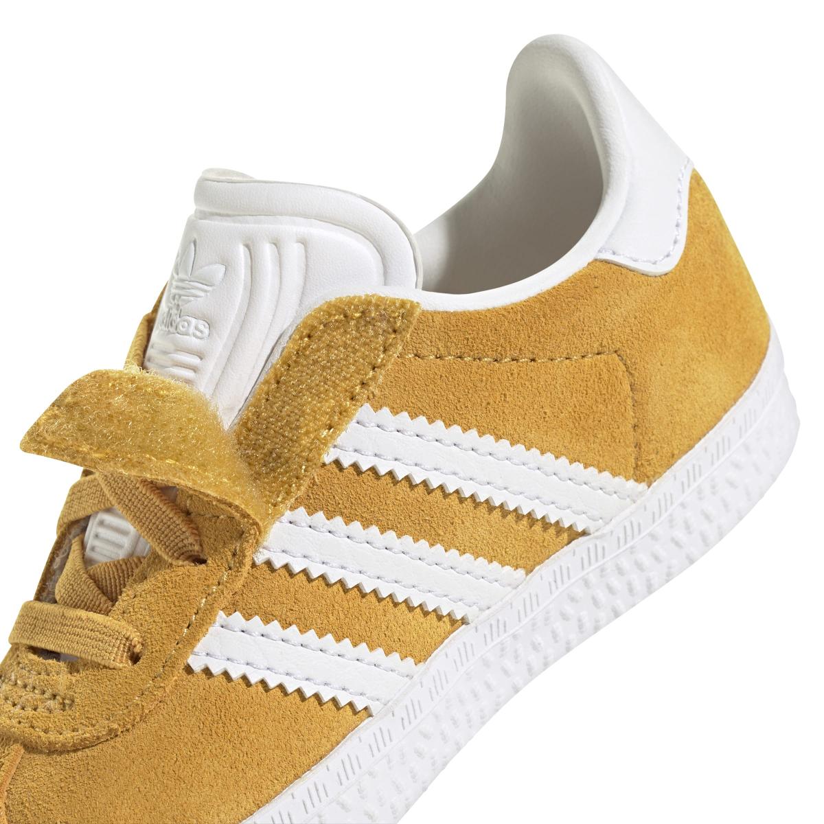product/2/0/2025_08_adidas_ih0361_10_footwear_photography_detail_view_3_white.jpg
