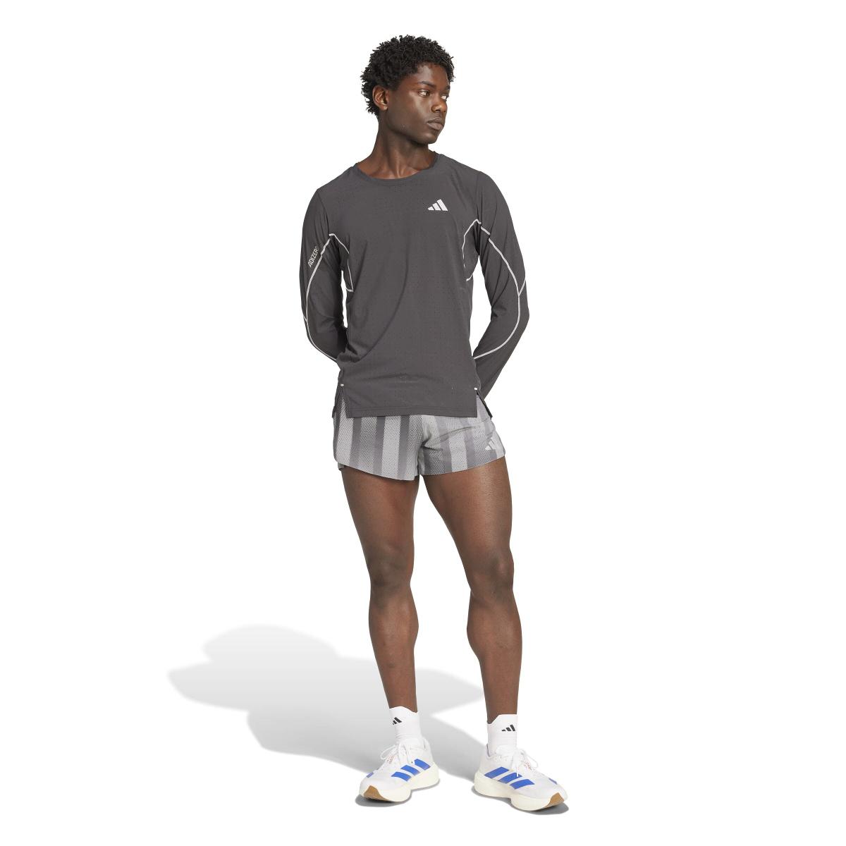 product/2/0/2025_09_adidas_jp1565_5_apparel_on_model_standard_outfit_view_white.jpg