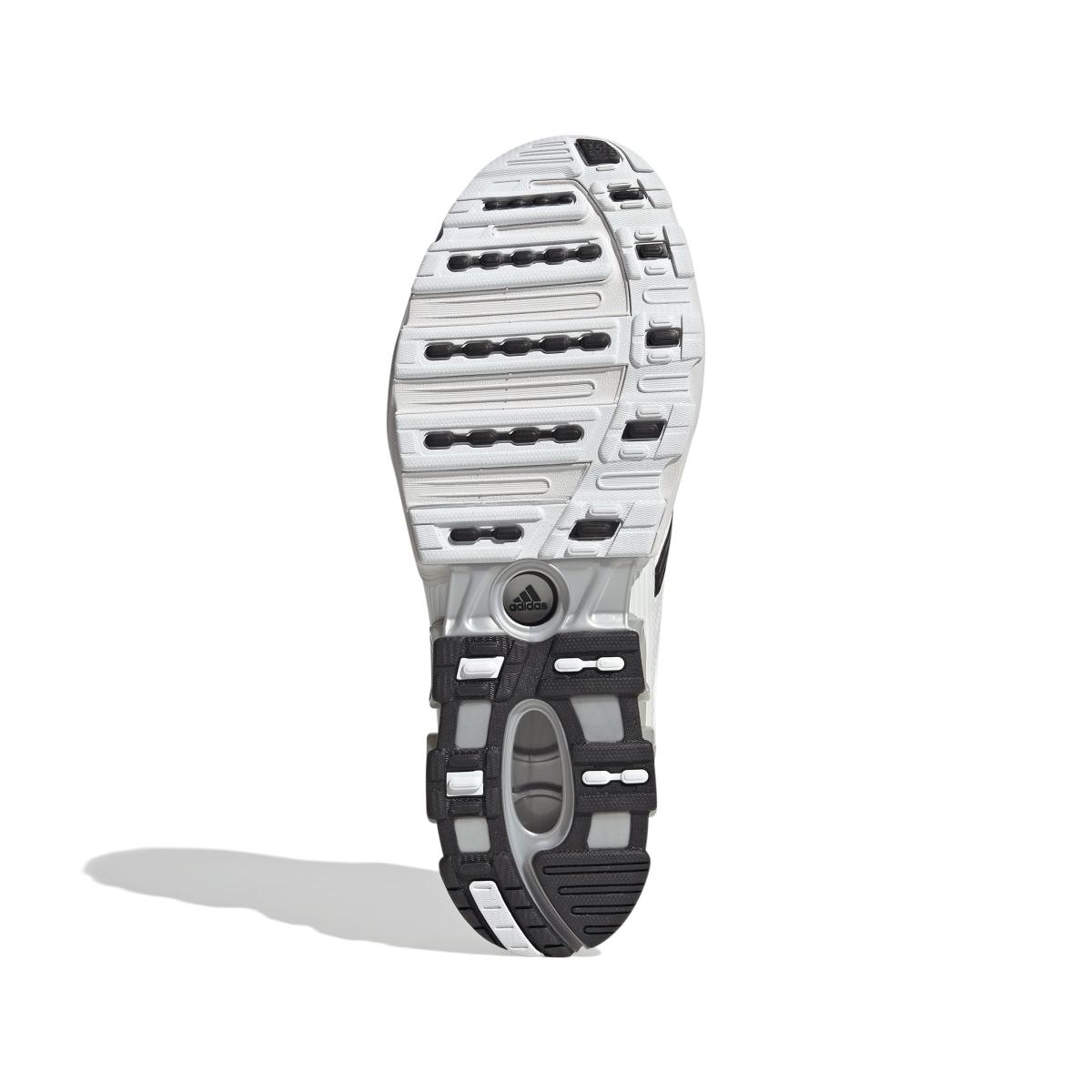product/2/0/2025_09_adidas_jp7121_4_footwear_photography_bottom_view_white.jpg