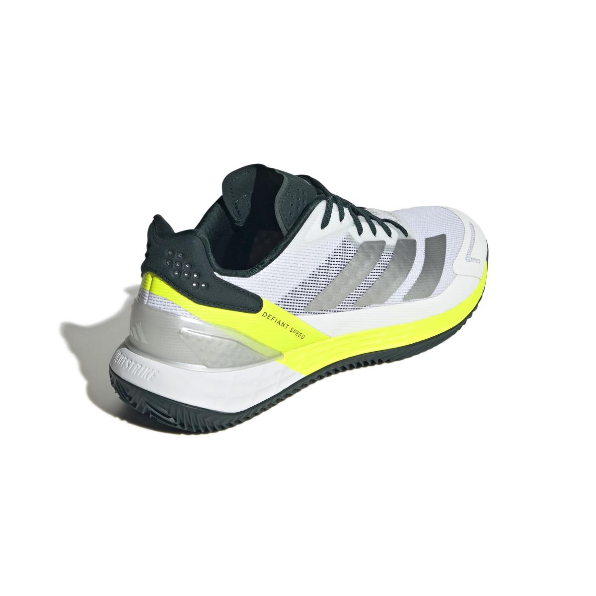 product/2/0/2025_adidas_jh5140_7_footwear_photography_back_lateral_top_view_white.jpg