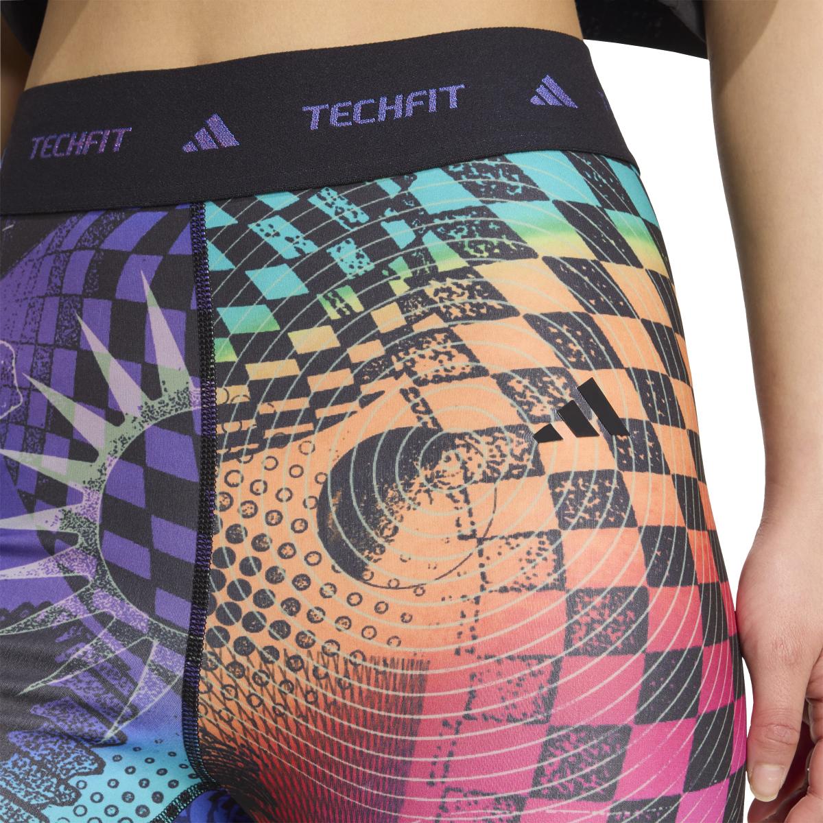 product/2/0/2025_adidas_jl7609_5_apparel_on_model_detail_view_1_white.jpg