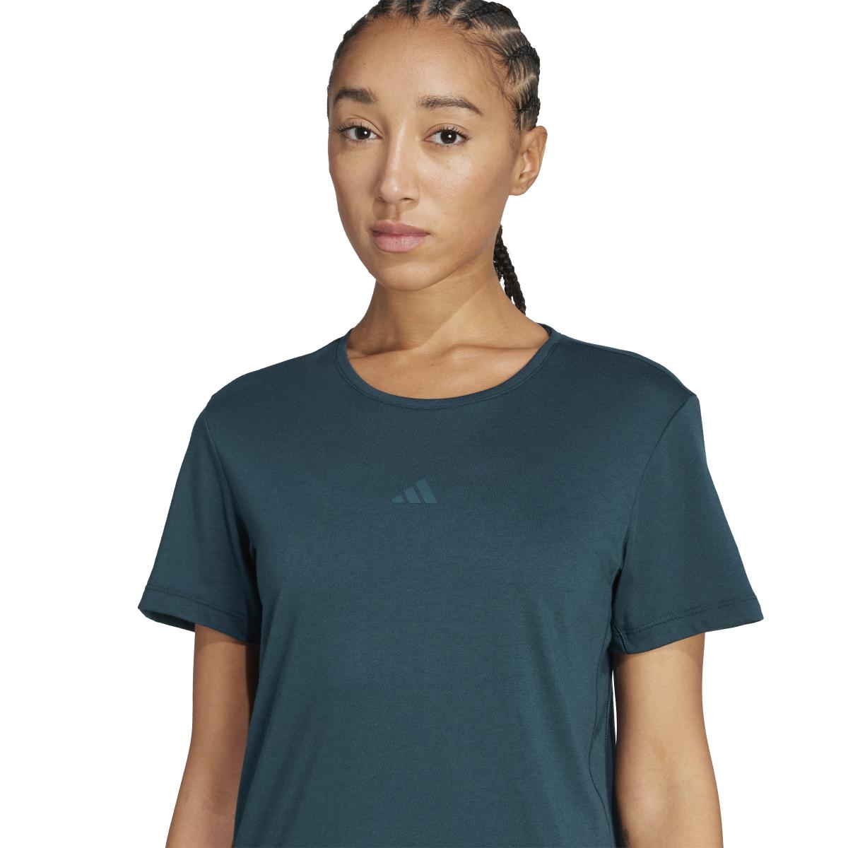 product/2/0/2025_adidas_jm4481_6_apparel_on_model_detail_view_2_white.jpg