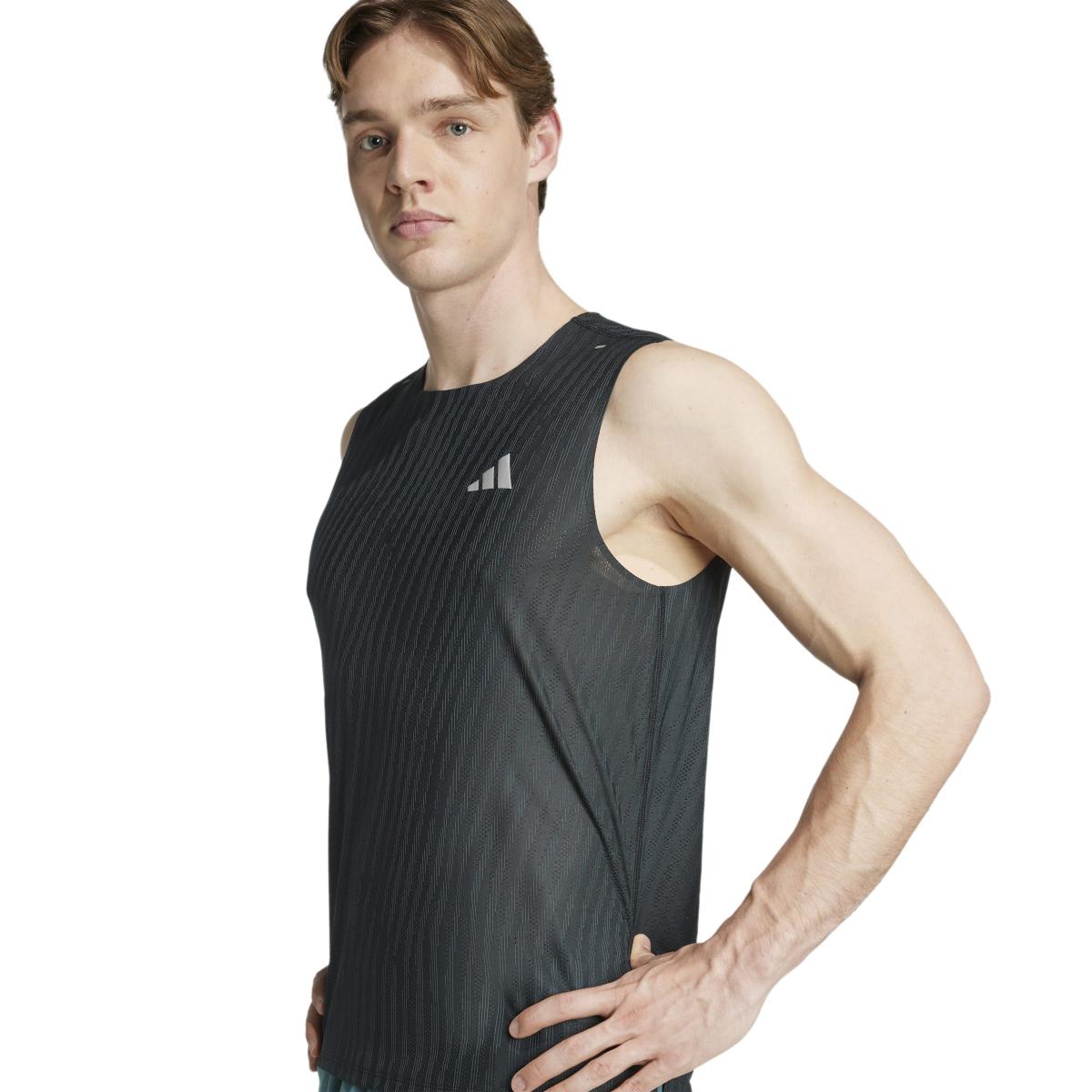 product/2/0/2025_adidas_jm5712_5_apparel_on_model_detail_view_1_white.jpg