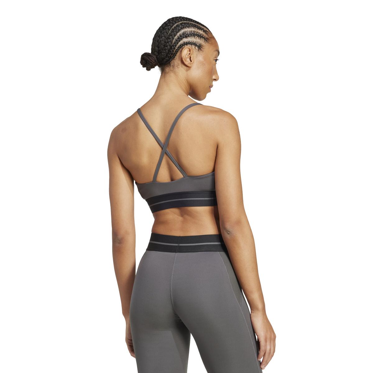 product/2/0/2025_adidas_jn2661_4_apparel_on_model_back_view_white.jpg