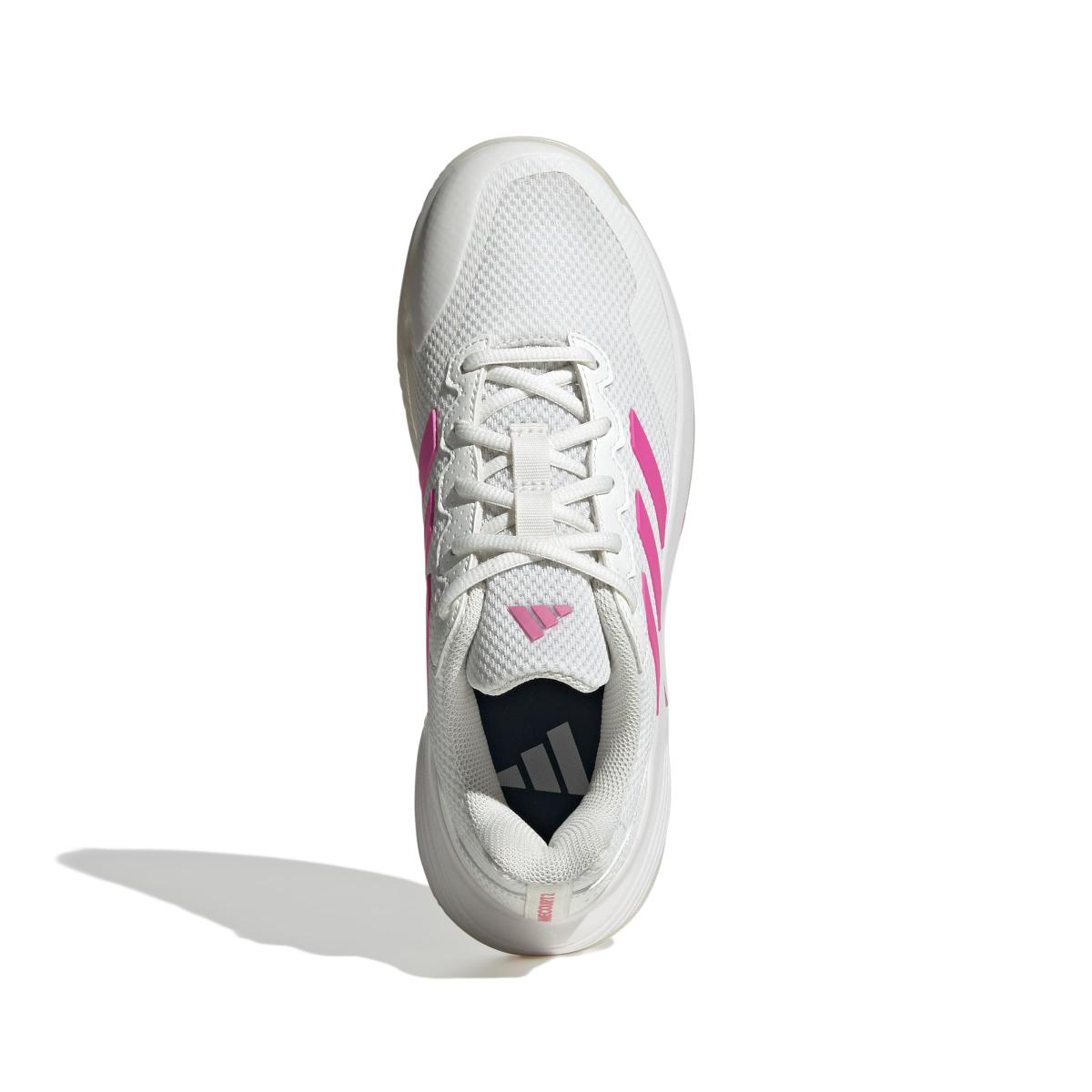 product/2/0/2025_adidas_jp7723_3_footwear_photography_top_portrait_view_white.jpg