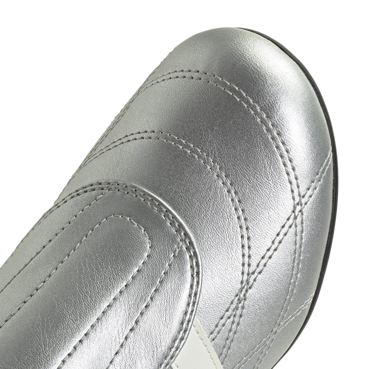 product/2/0/2025_adidas_jp9448_8_footwear_photography_detail_view_1_white.jpg