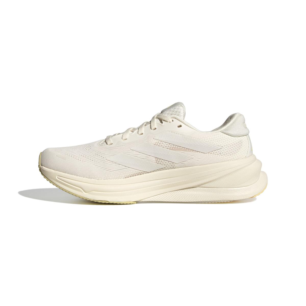 product/2/0/2025_adidas_jq2484_5_footwear_photography_side_medial_center_view_white.jpg