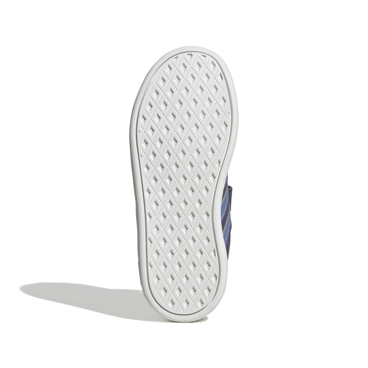 product/2/0/2025_adidas_jq3058_4_footwear_photography_bottom_view_white.jpg