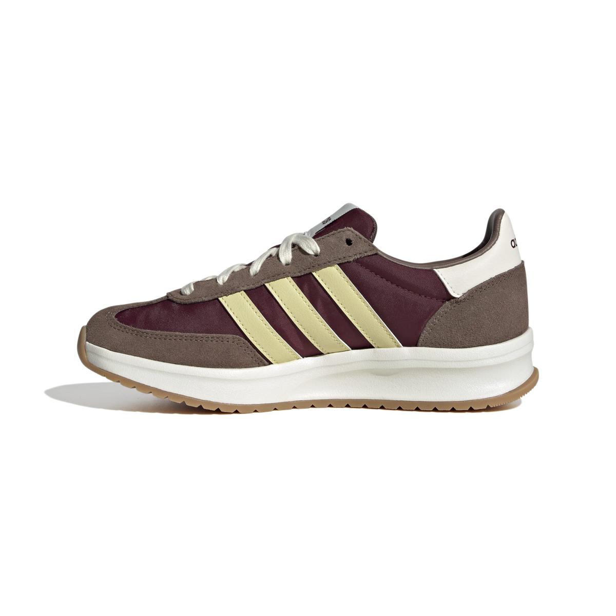 product/2/0/2025_adidas_jq9589_5_footwear_photography_side_medial_center_view_white.jpg