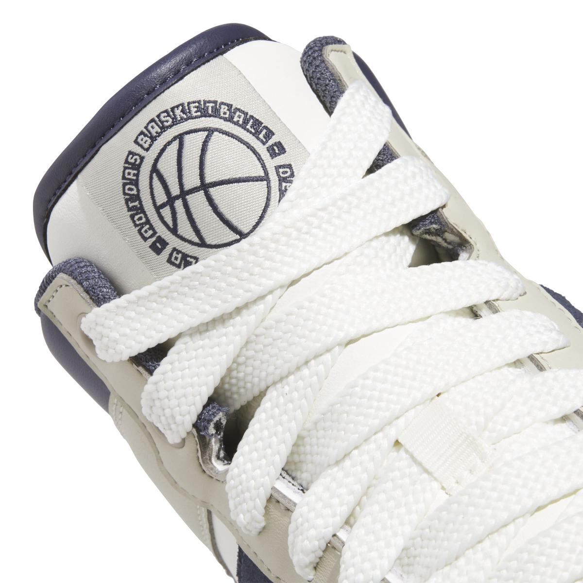 product/2/0/2025_adidas_jr1014_8_footwear_photography_detail_view_1_white.jpg