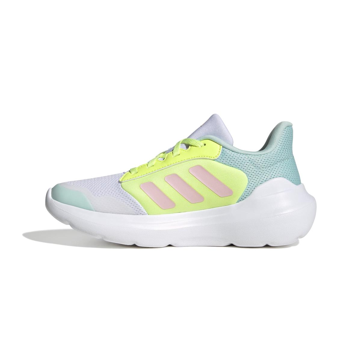 product/2/0/2025_adidas_jr6044_5_footwear_photography_side_medial_center_view_white.jpg