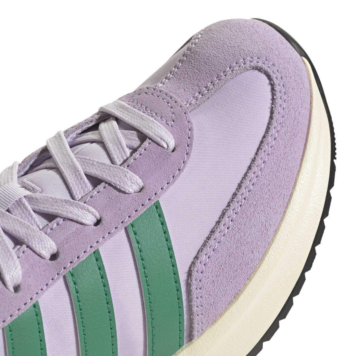 product/2/0/2025_adidas_jr8853_8_footwear_photography_detail_view_1_white.jpg