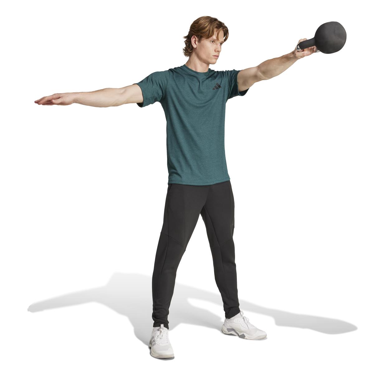 product/2/0/2025_adidas_jw7482_4_apparel_on_model_walking_view_white.jpg