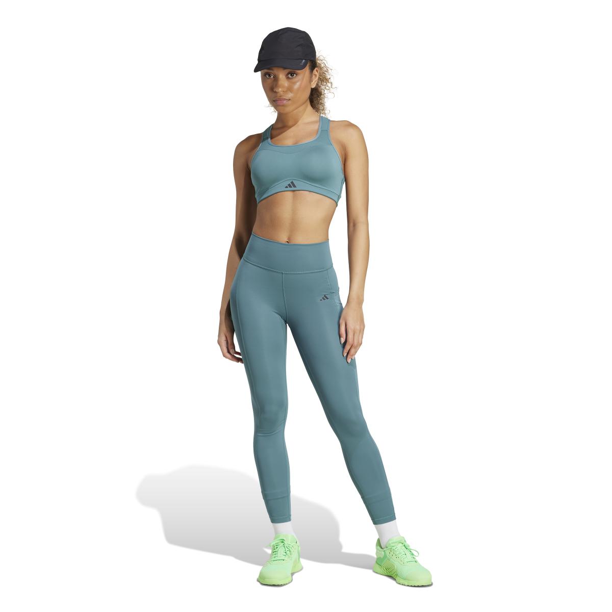 product/2/0/2025_adidas_jw7610_5_apparel_on_model_standard_outfit_view_white.jpg