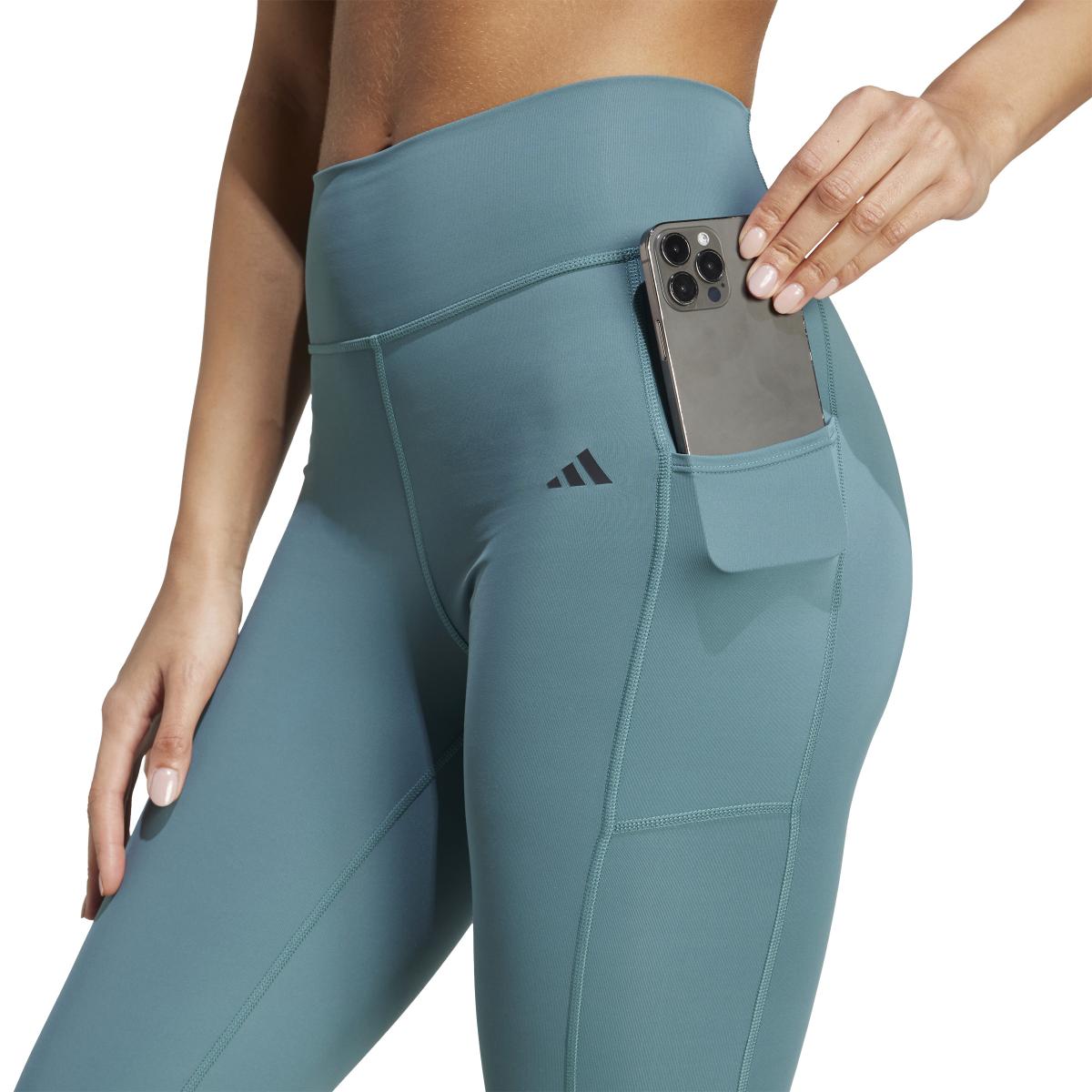 product/2/0/2025_adidas_jw7610_6_apparel_on_model_detail_view_1_white.jpg