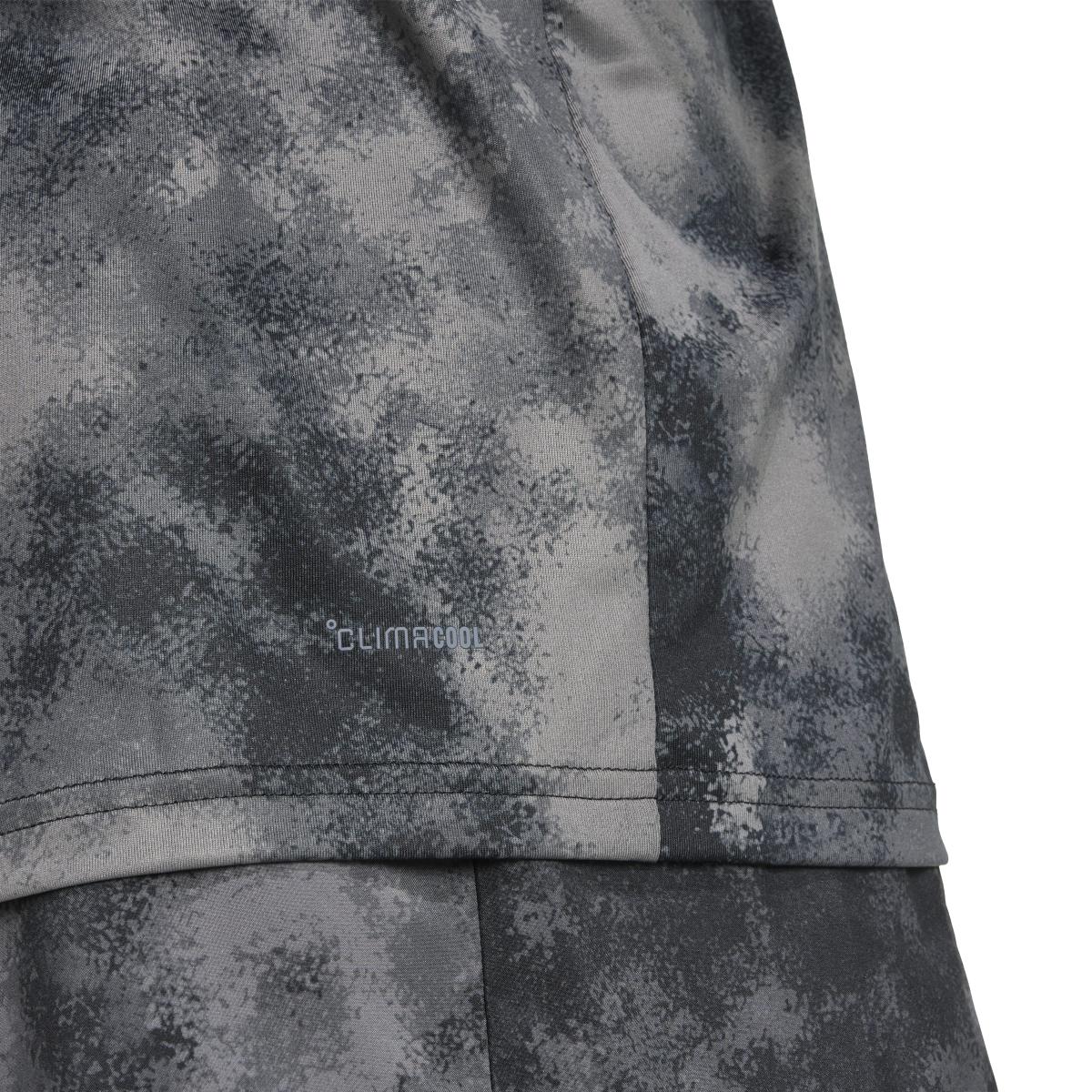 product/2/0/2025_adidas_jw9707_5_apparel_on_model_detail_view_1_white.jpg