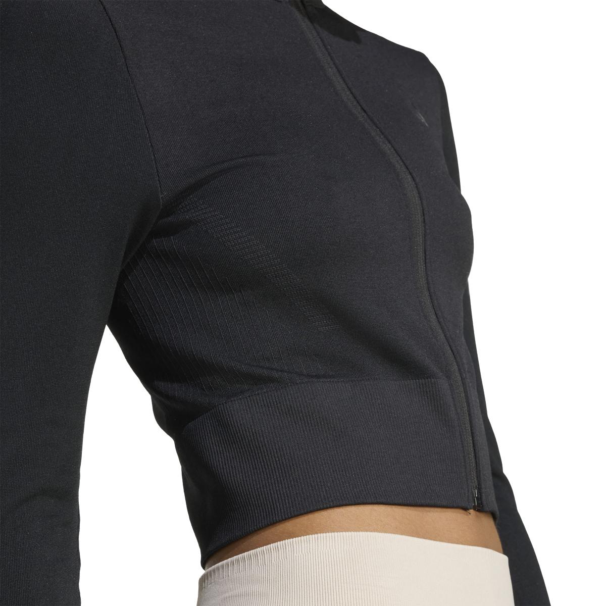 product/2/0/2025_adidas_jx3900_6_apparel_on_model_detail_view_2_white.jpg