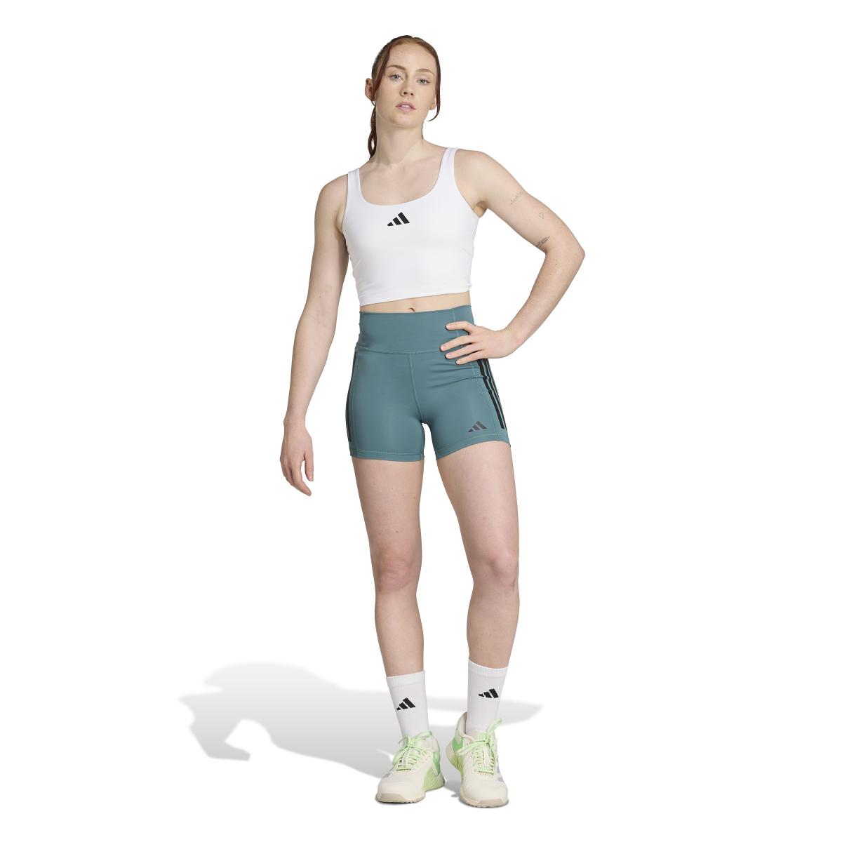 product/2/0/2025_adidas_jz6028_5_apparel_on_model_standard_outfit_view_white.jpg