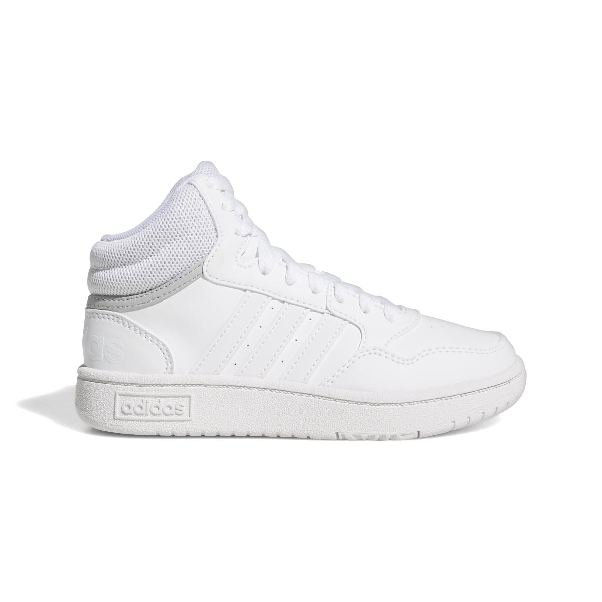 product/a/d/adidas-originals_gw0401_1_footwear_photography_side_lateral_center_view_white_000.jpg