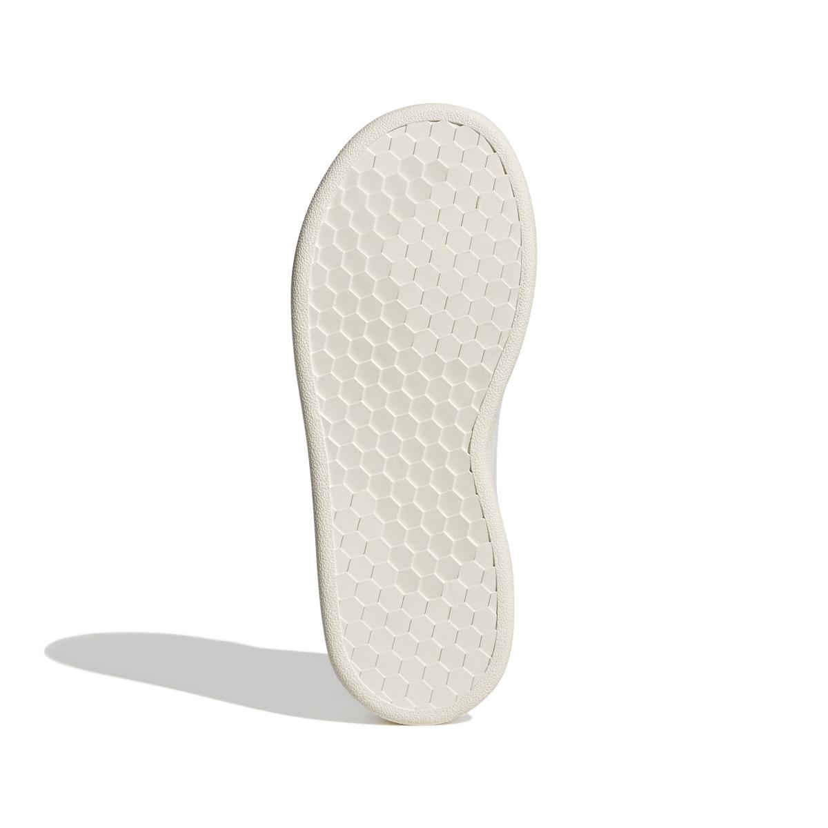product/a/d/adidas-originals_gw6487_4_footwear_photography_bottom_view_white_000.jpg