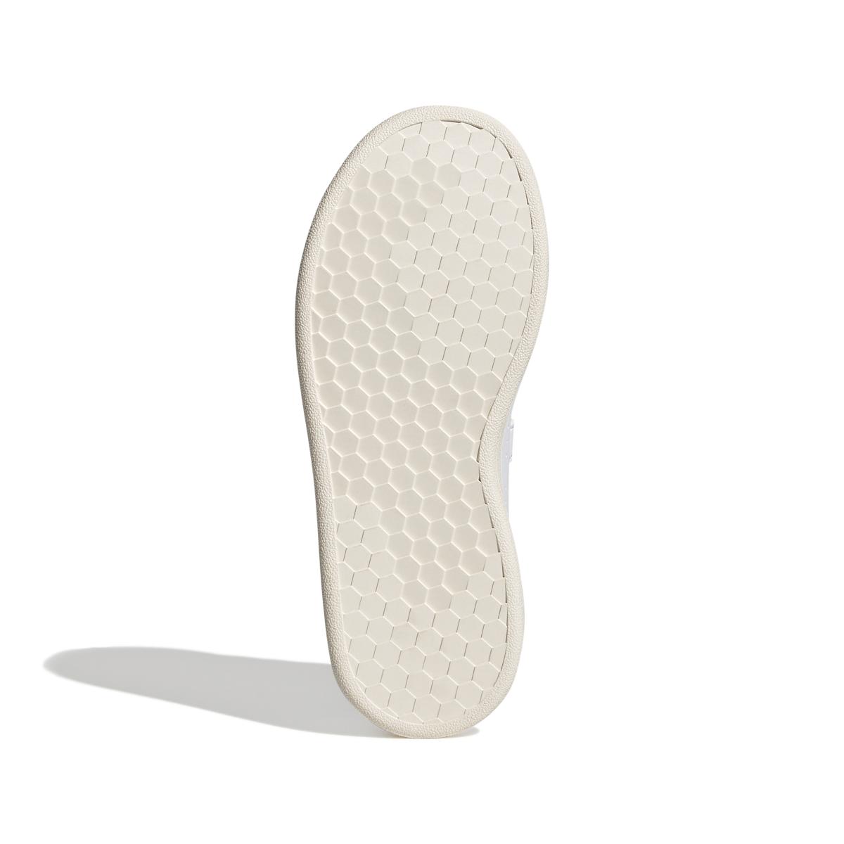 product/a/d/adidas-originals_gw6493_4_footwear_photography_bottom_view_white_000.jpg