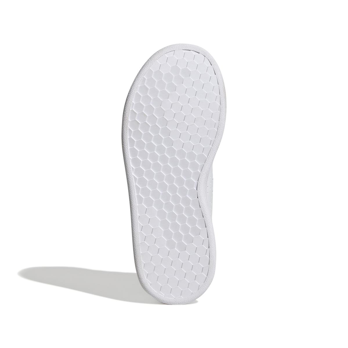 product/a/d/adidas-originals_gw6494_4_footwear_photography_bottom_view_white_000.jpg