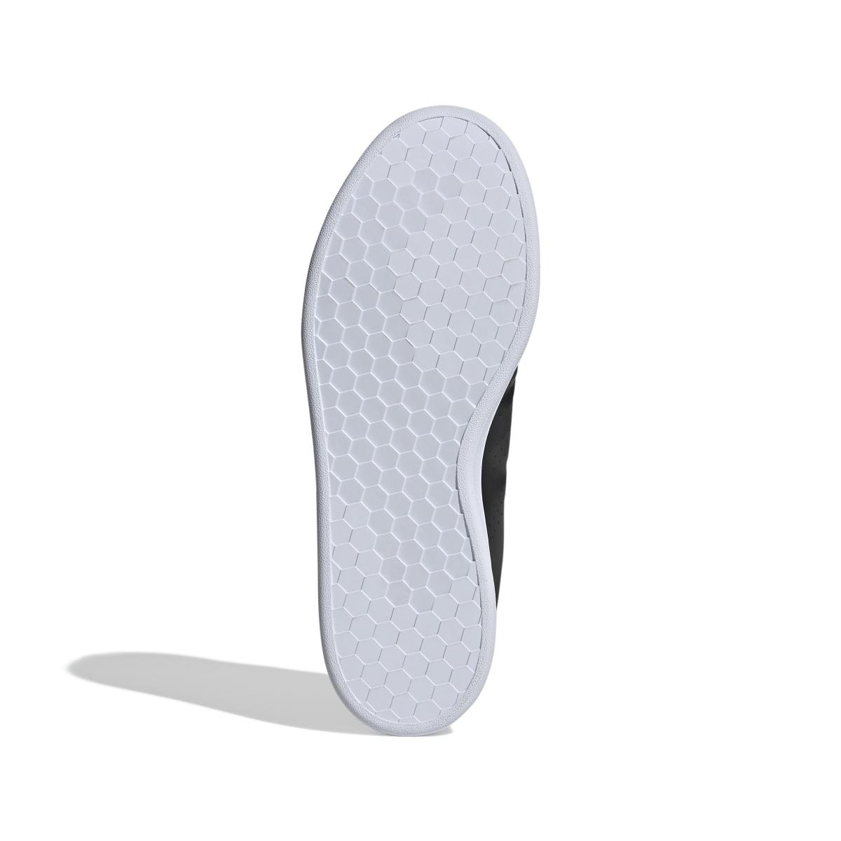 product/a/d/adidas-originals_gz5301_4_footwear_photography_bottom_view_white_000.jpg