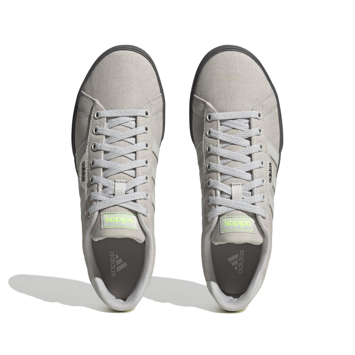product/a/d/adidas-originals_if7489_3_footwear_photography_top_portrait_view_white.jpg