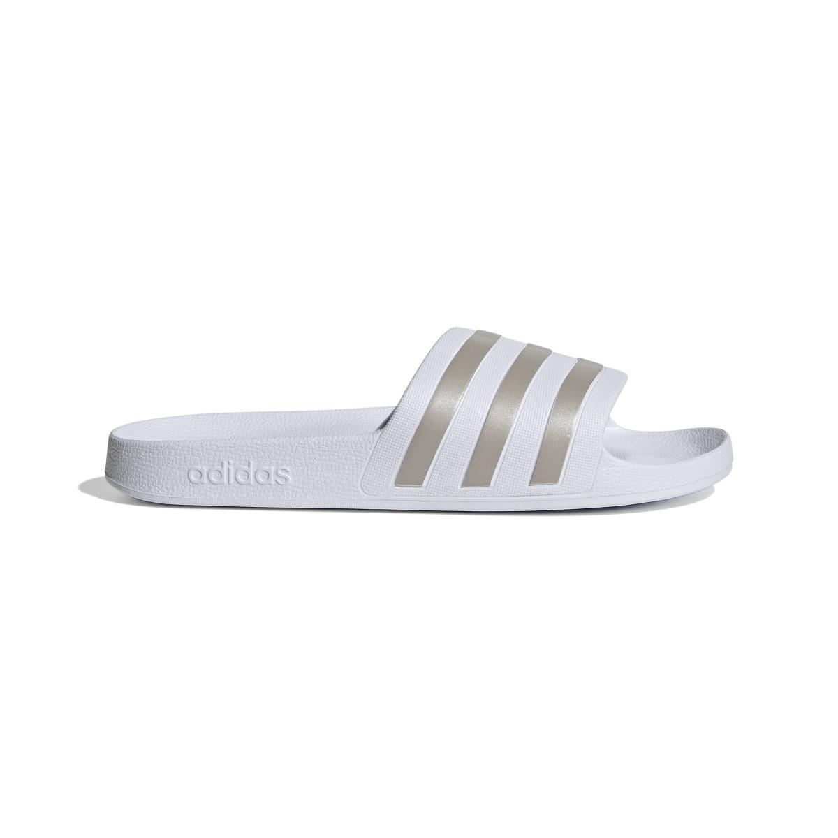 product/a/d/adidas_ef1730_1_footwear_photography_side_lateral_center_view_white-nw031524.jpg
