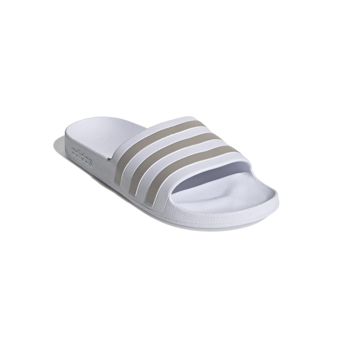 product/a/d/adidas_ef1730_6_footwear_photography_front_lateral_top_view_white-nw031524.jpg