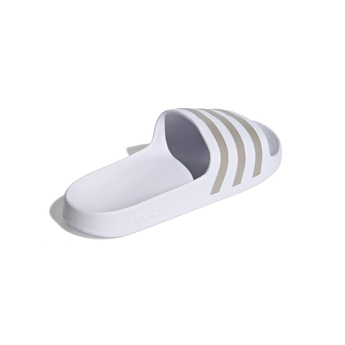 product/a/d/adidas_ef1730_7_footwear_photography_back_lateral_top_view_white-nw031524.jpg