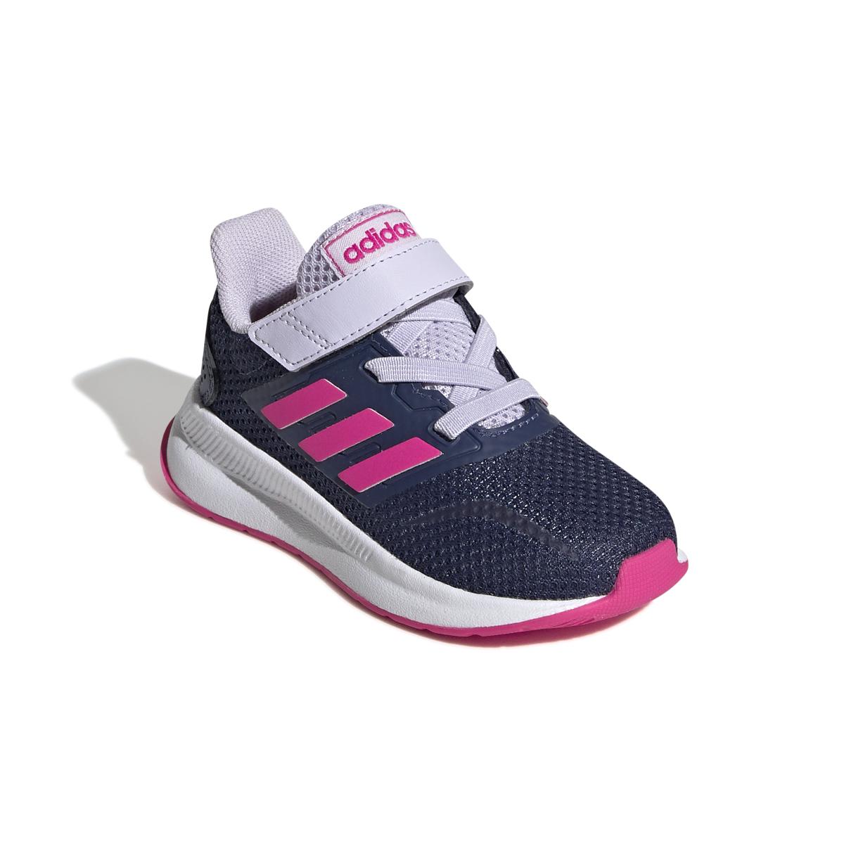 product/a/d/adidas_eg6154_6_footwear_photography_front_lateral_top_view_white_000.jpg