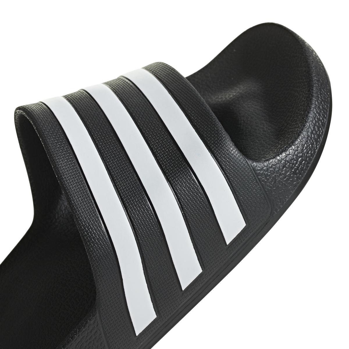 product/a/d/adidas_f35543_8_footwear_photography_detail_view_1_white-nw112824.jpg