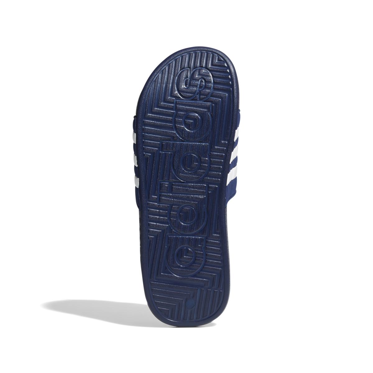 product/a/d/adidas_f35579_4_footwear_photography_bottom_view_white-nw031524.jpg