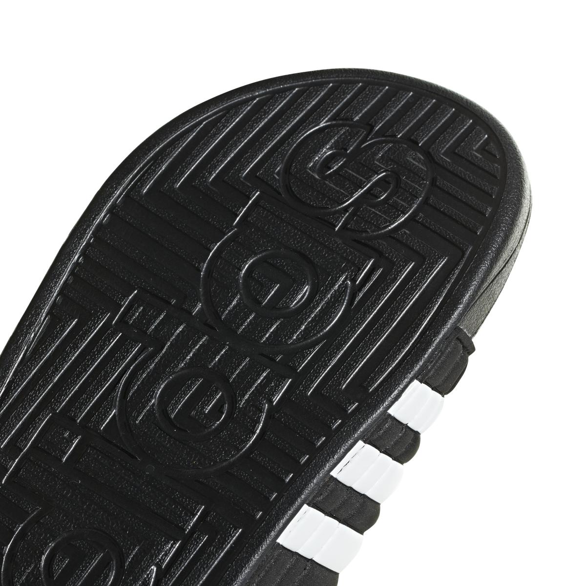 product/a/d/adidas_f35580_10_footwear_photography_detail_view_3_white-new0201.jpg