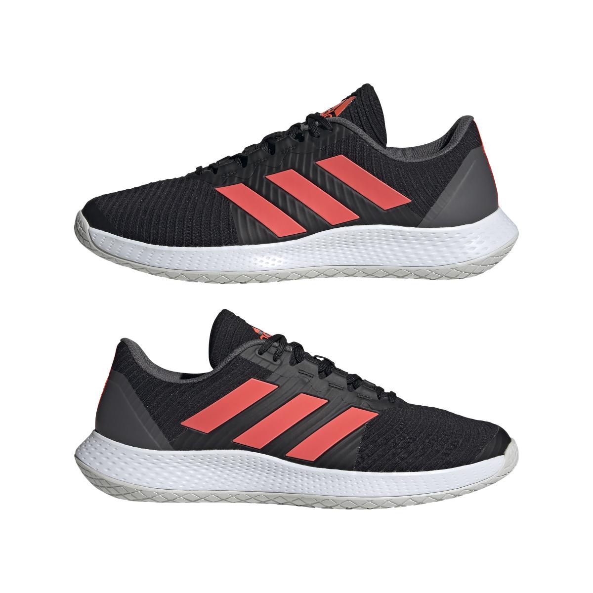 product/a/d/adidas_fz4663_10_footwear_photography_mirrored_pair_view_white_000.jpg