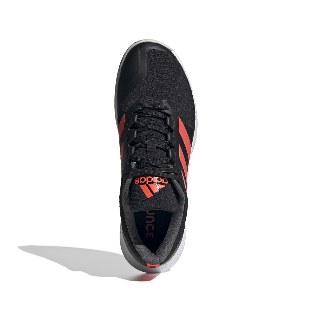product/a/d/adidas_fz4663_3_footwear_photography_top_portrait_view_white_000.jpg