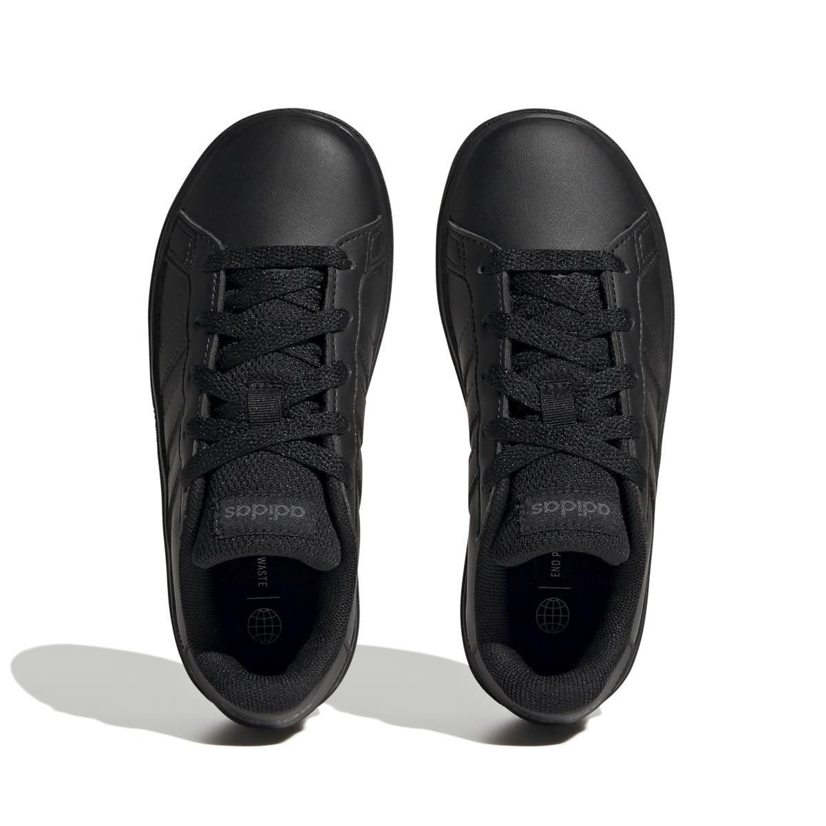 product/a/d/adidas_fz6159_3_footwear_photography_top_portrait_view_white_000.jpg