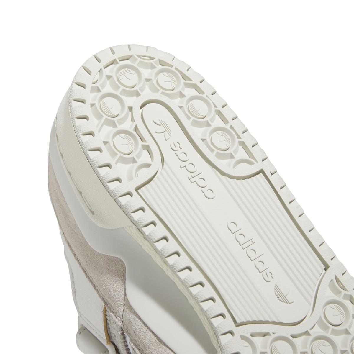 product/a/d/adidas_fz6292_9_footwear_photography_detail_view_2_white.jpg