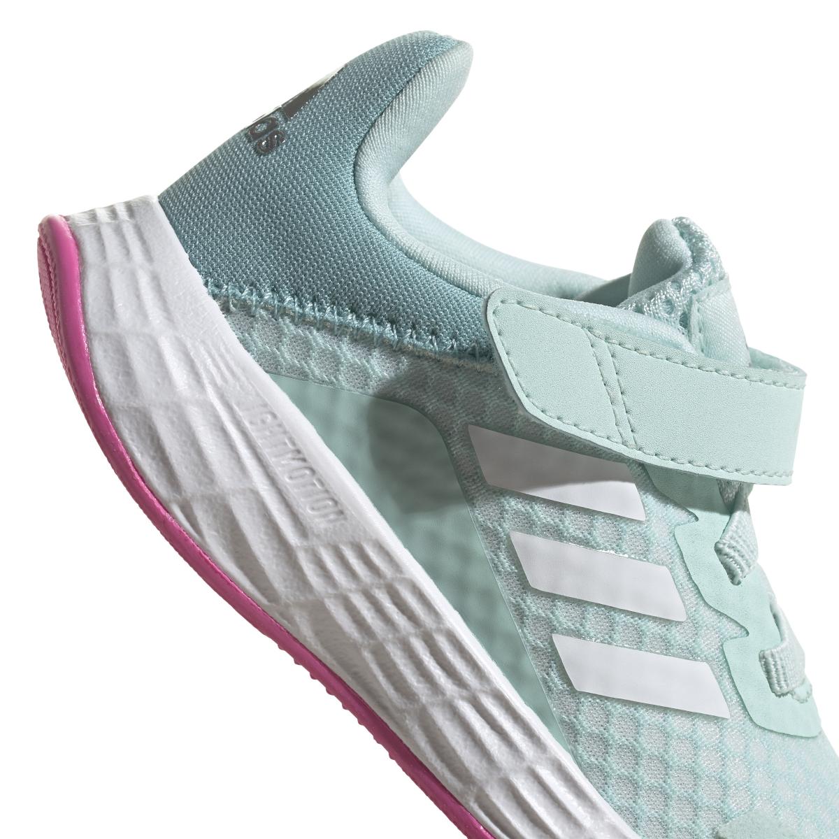 product/a/d/adidas_gw2234_9_footwear_photography_detail_view_2_white-030824.jpg