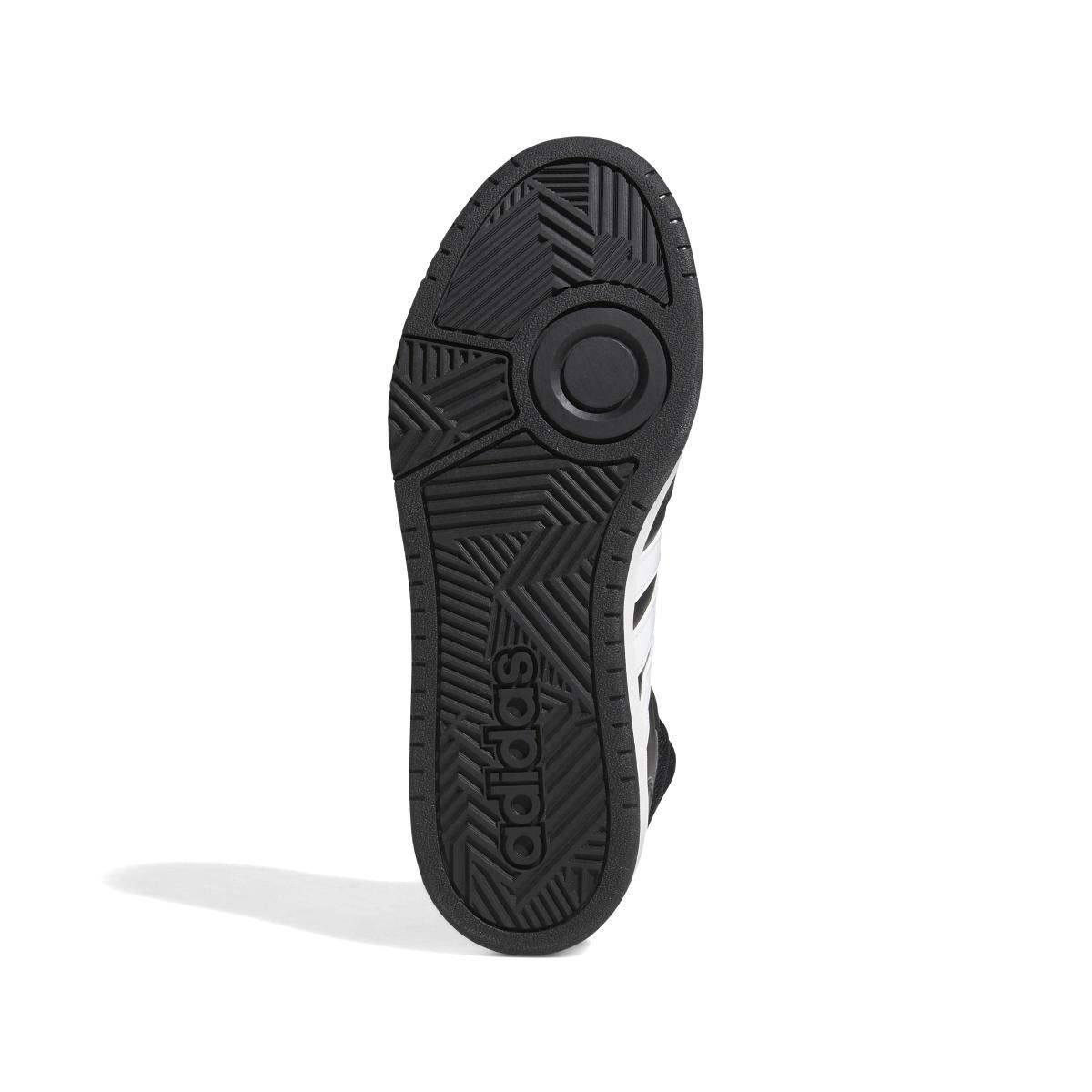 product/a/d/adidas_gw3020_4_footwear_photography_bottom_view_white.jpg