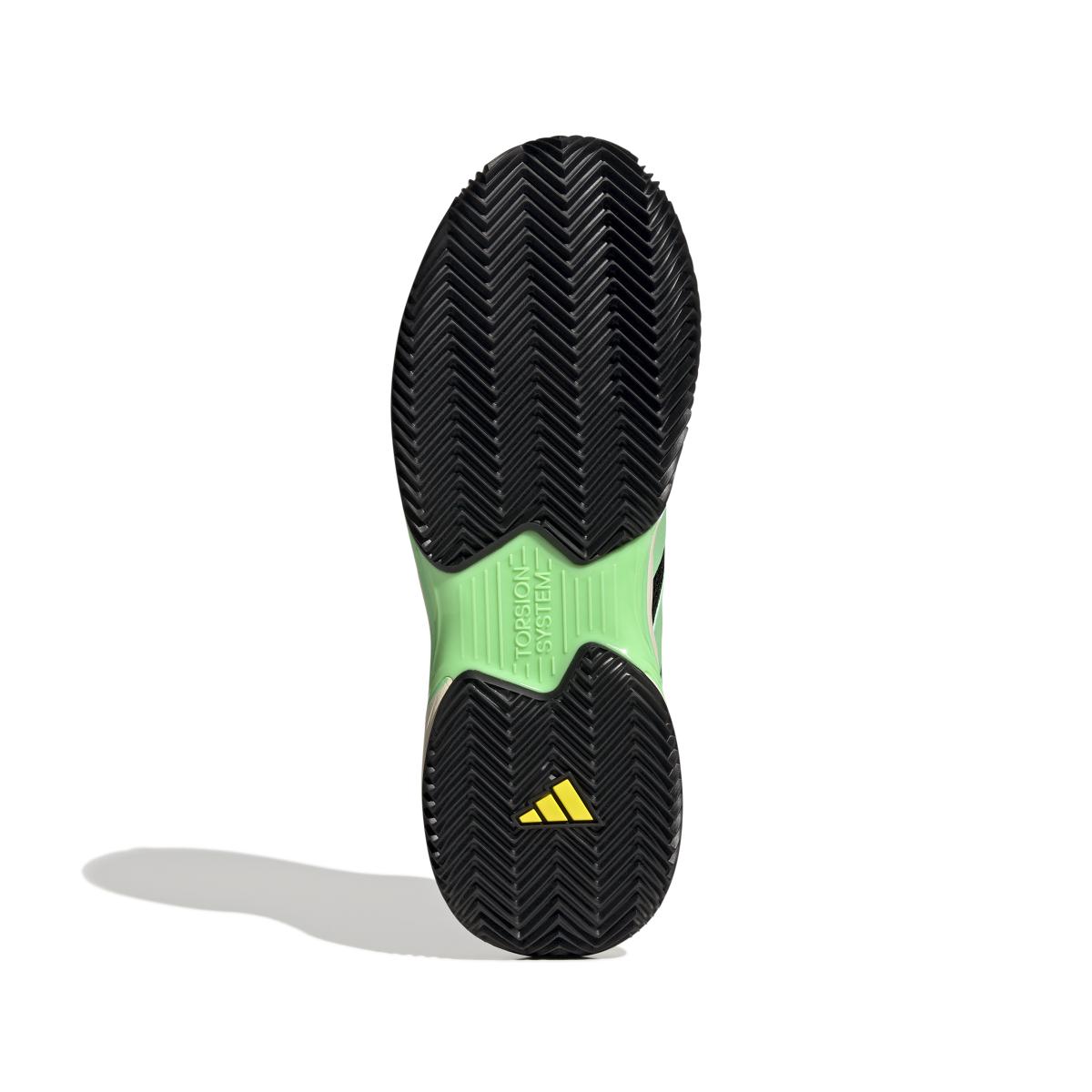 product/a/d/adidas_gw4220_4_footwear_photography_bottom_view_white_000.jpg