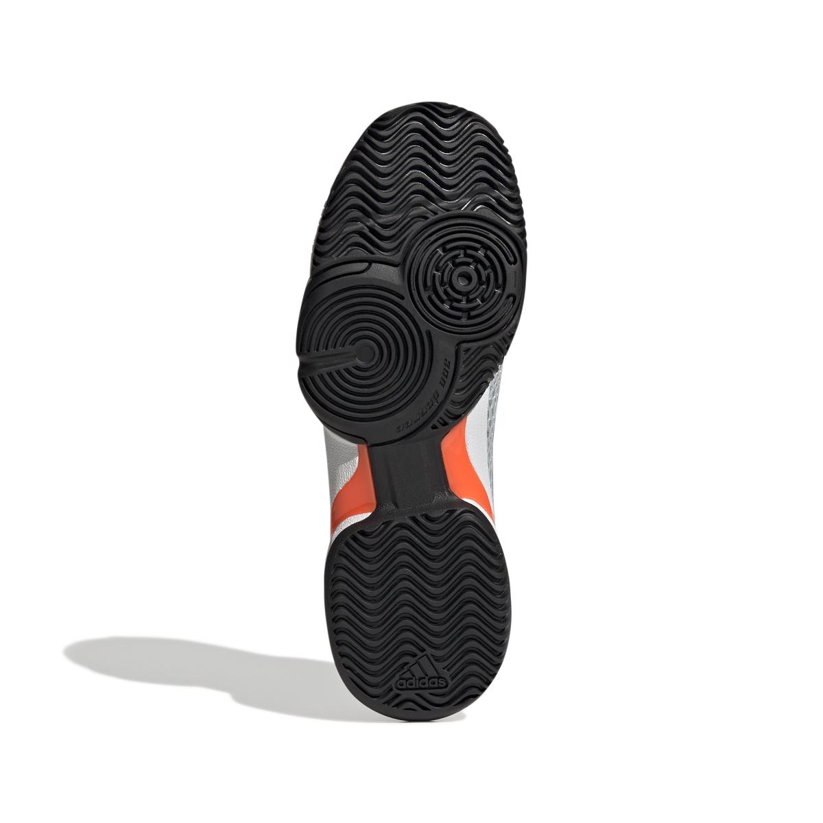 product/a/d/adidas_gw4972_4_footwear_photography_bottom_view_white-nw040824x.jpg