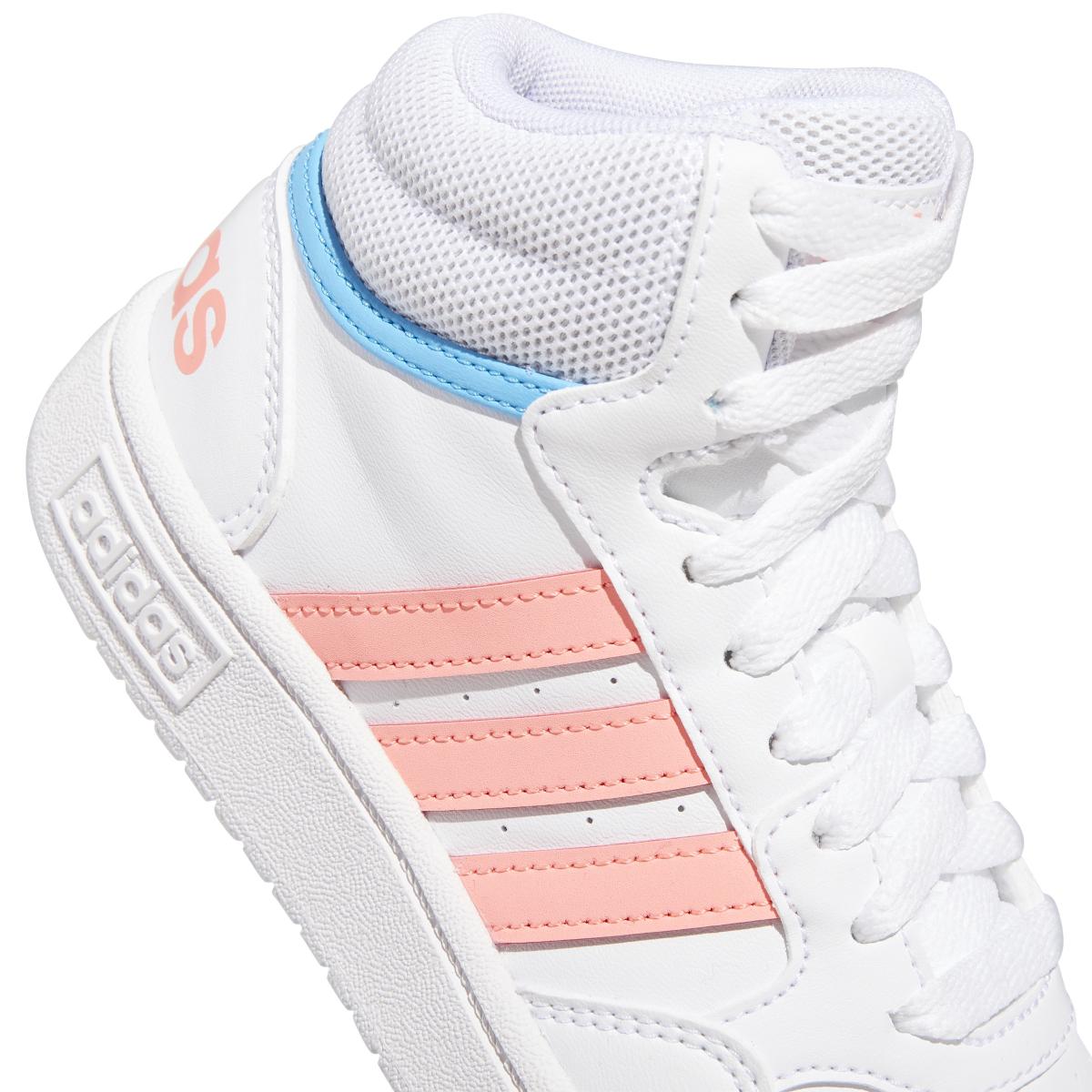 product/a/d/adidas_gw6110_8_footwear_photography_detail_view_1_white.jpg
