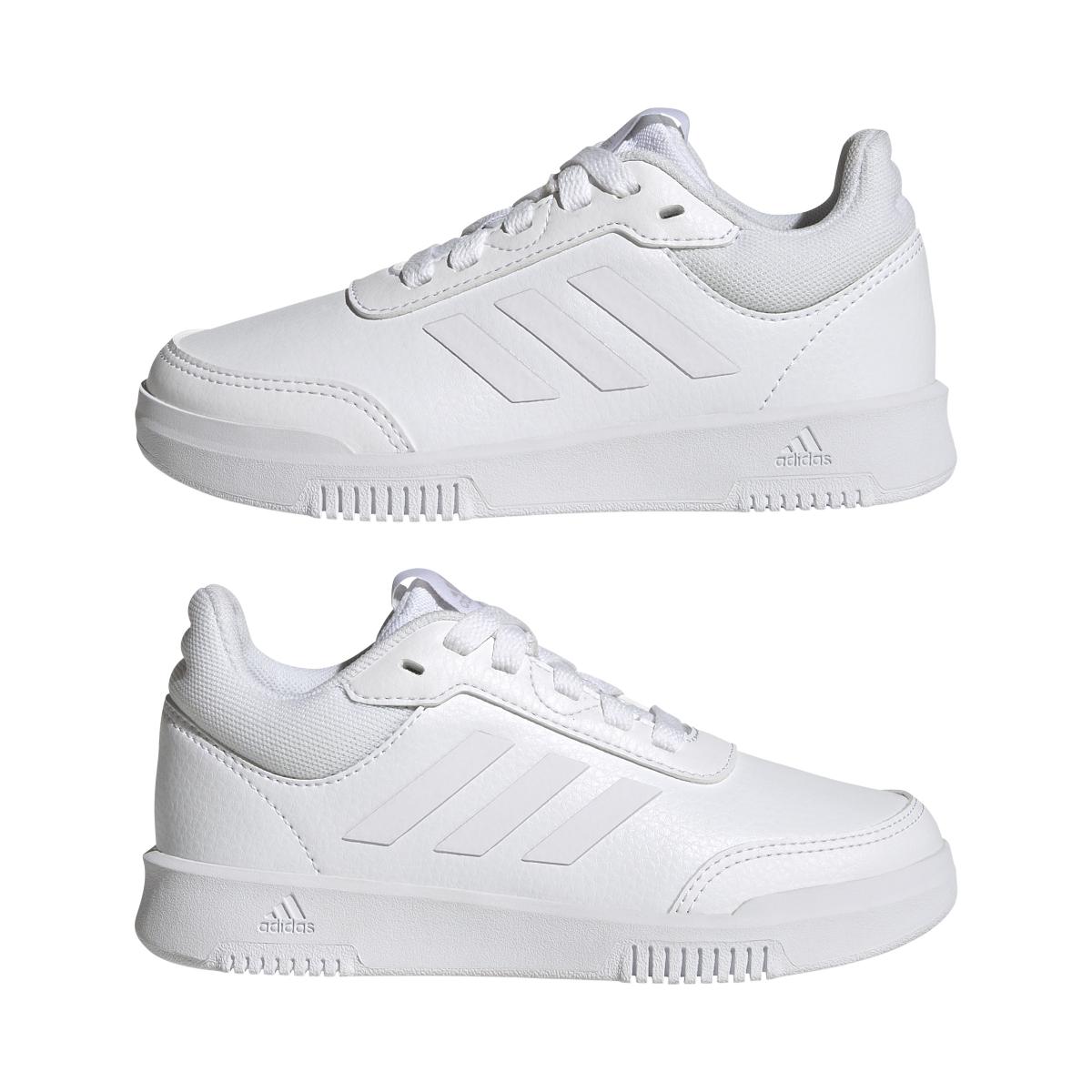 product/a/d/adidas_gw6423_10_footwear_photography_mirrored_pair_view_white_000.jpg