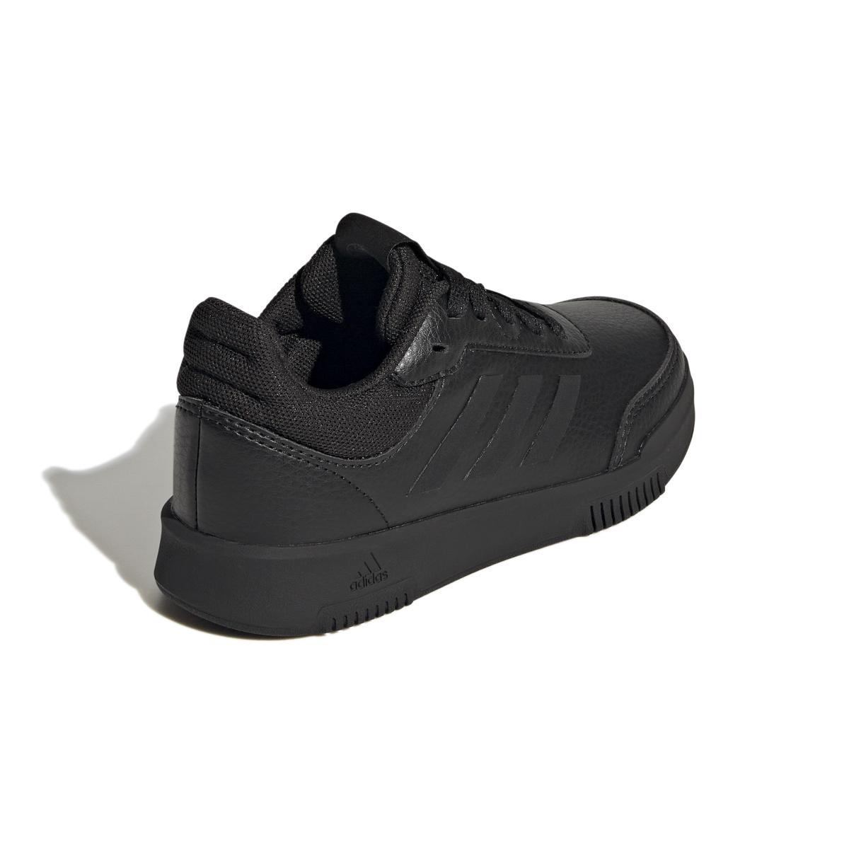 product/a/d/adidas_gw6424_7_footwear_photography_back_lateral_top_view_white_000.jpg