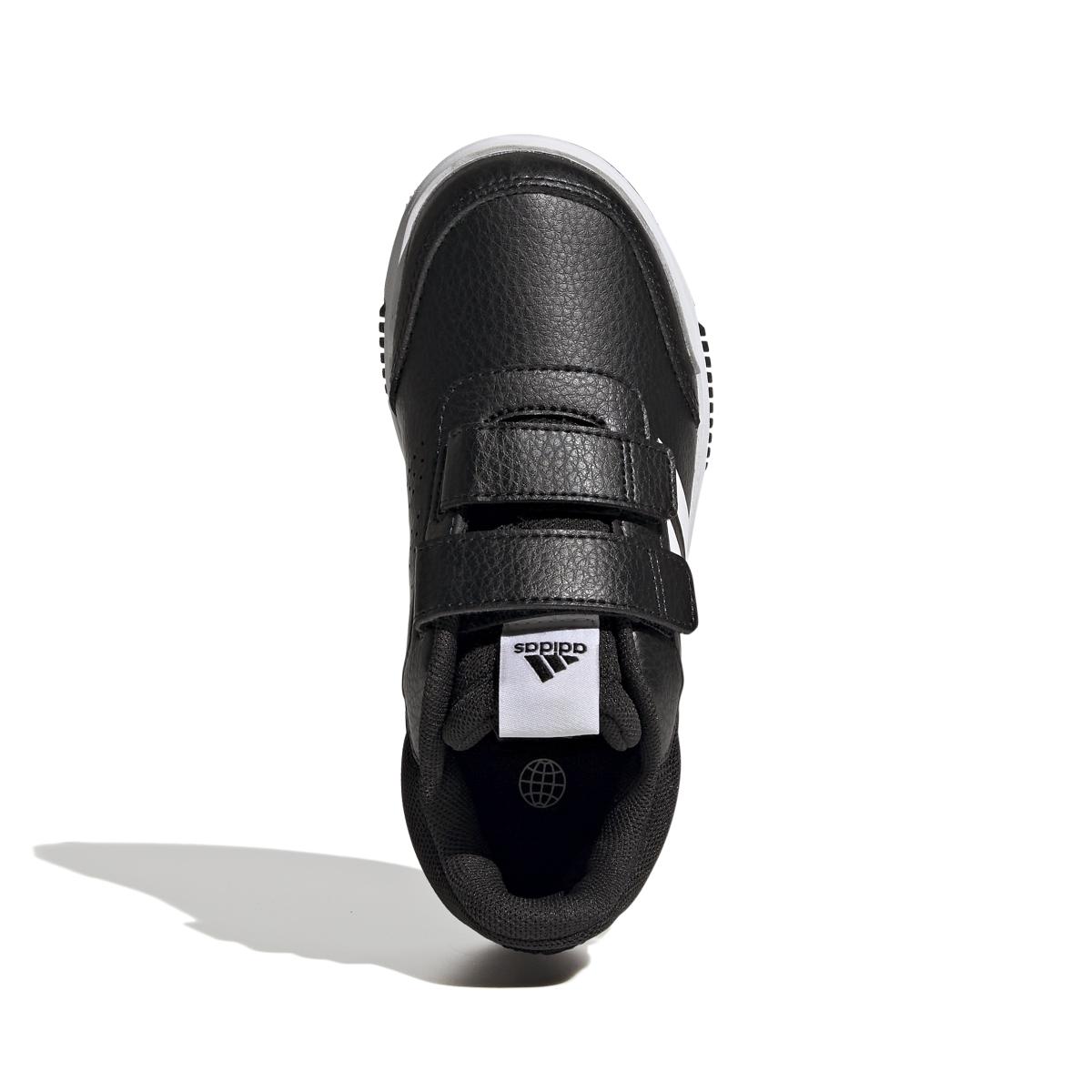 product/a/d/adidas_gw6440_3_footwear_photography_top_portrait_view_white_000.jpg