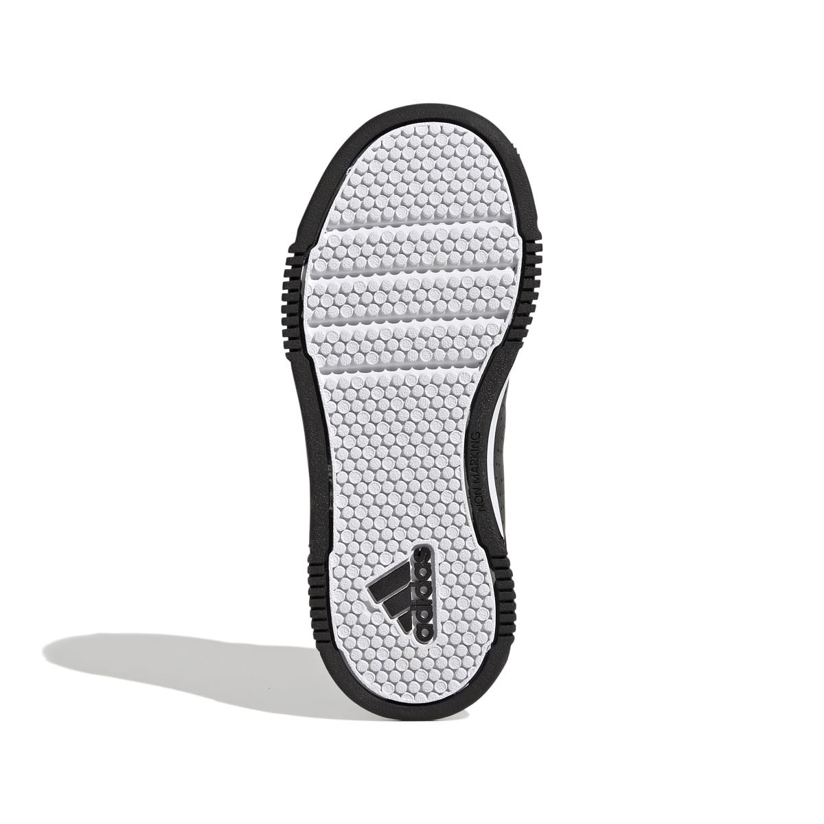 product/a/d/adidas_gw6440_4_footwear_photography_bottom_view_white_000.jpg
