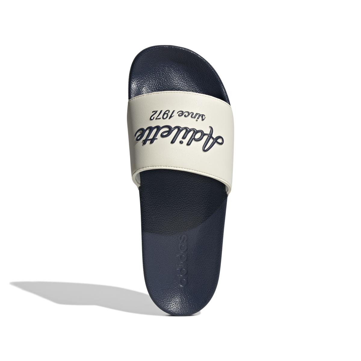 product/a/d/adidas_gw8748_3_footwear_photography_top_portrait_view_white_000.jpg